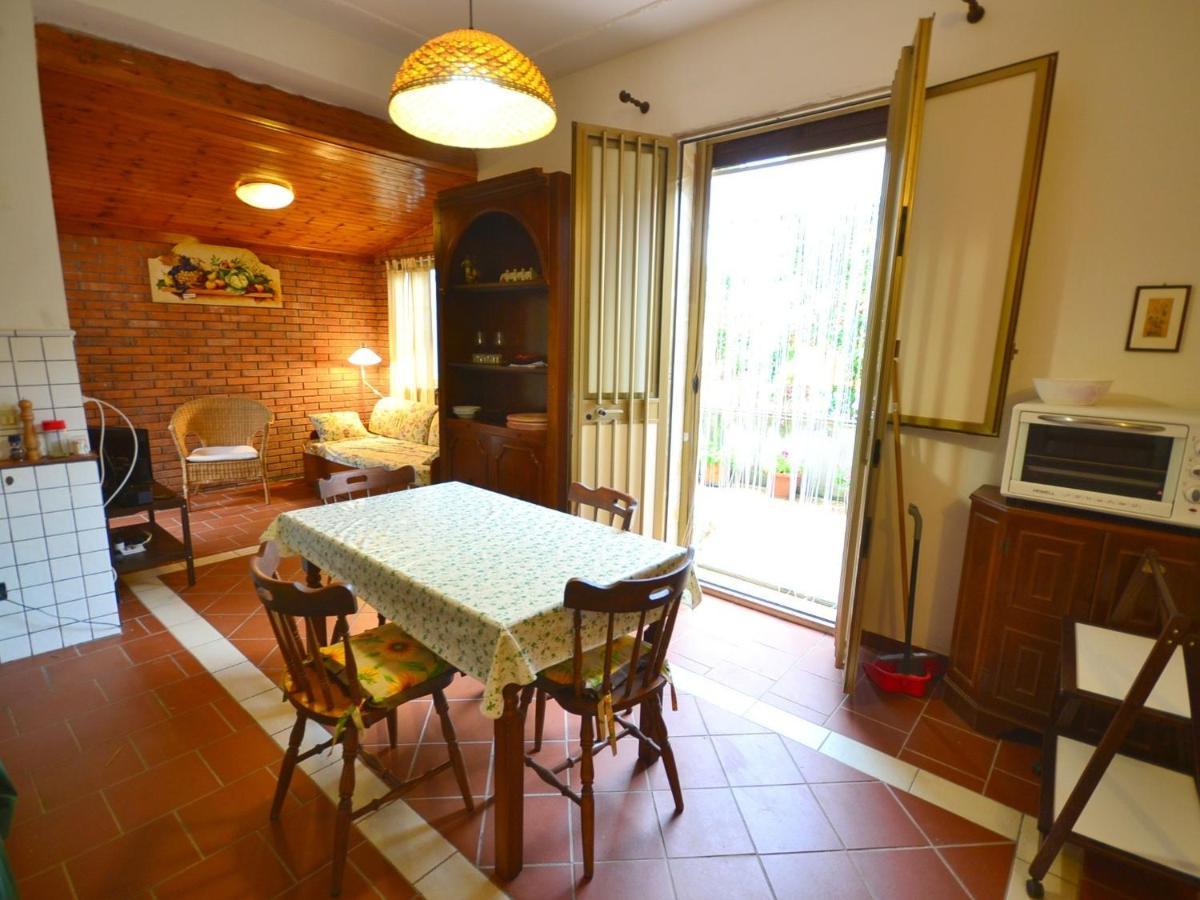 Casa Unifamiliar Con Jard N Privado Villa Agnone Bagni Exteriör bild