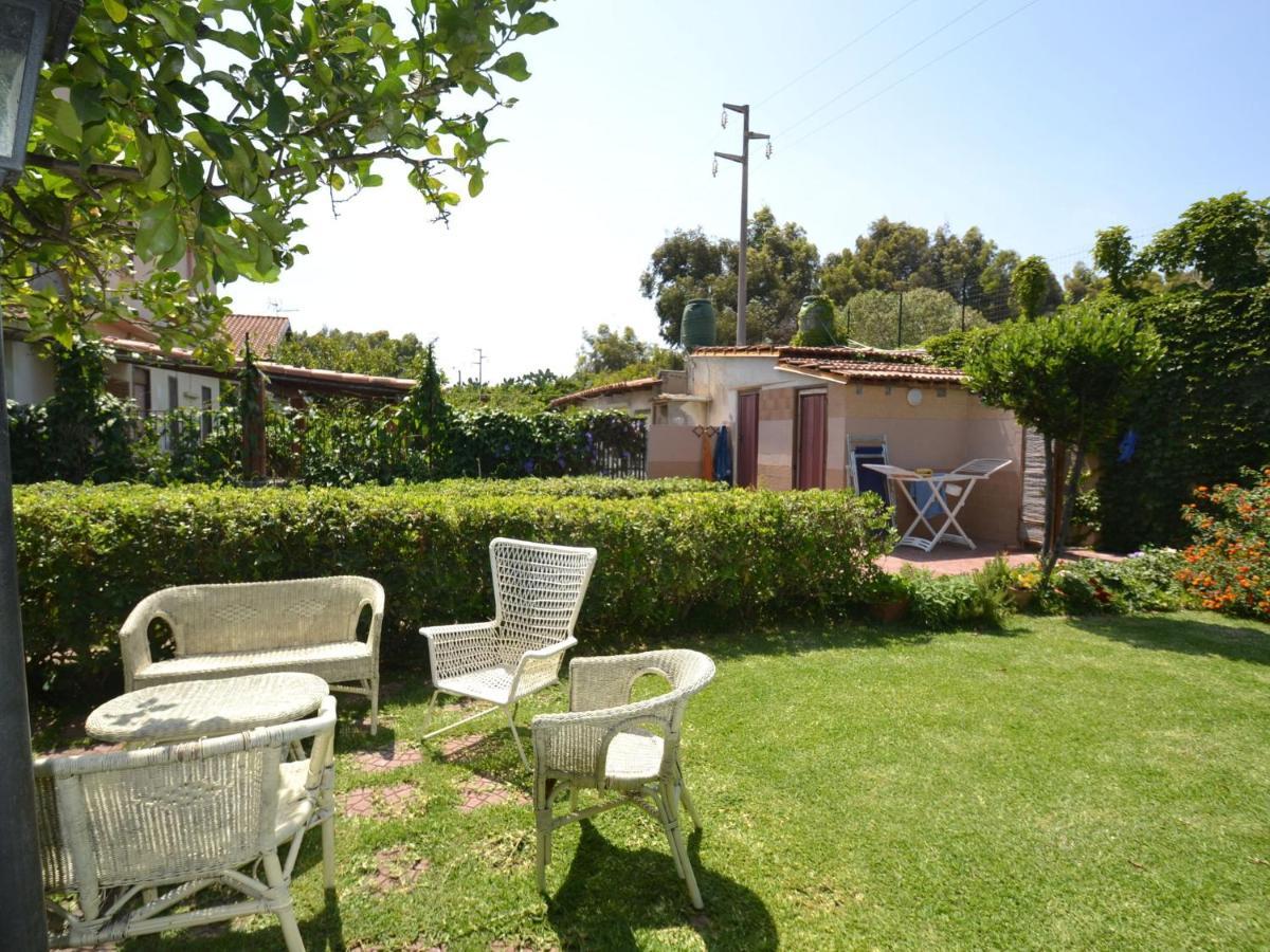 Casa Unifamiliar Con Jard N Privado Villa Agnone Bagni Exteriör bild