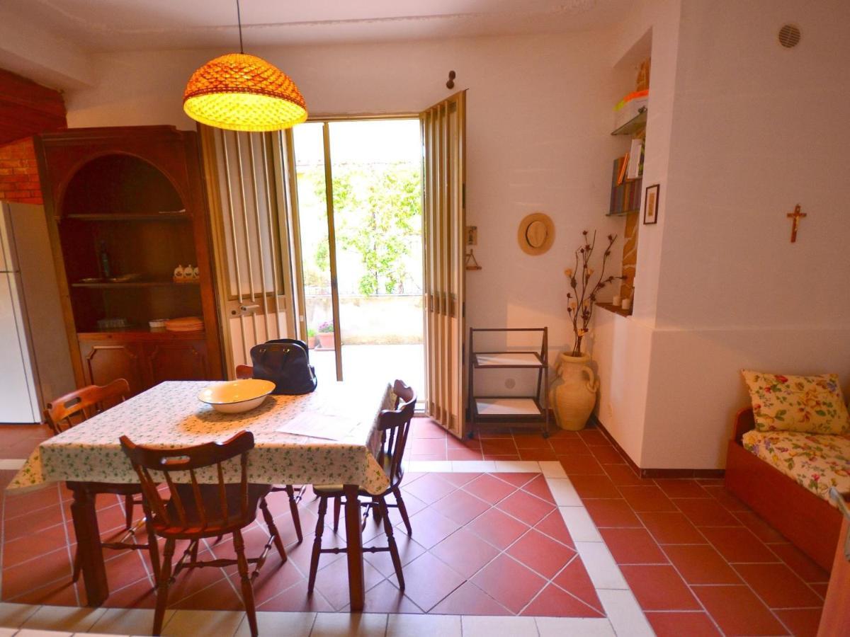 Casa Unifamiliar Con Jard N Privado Villa Agnone Bagni Exteriör bild