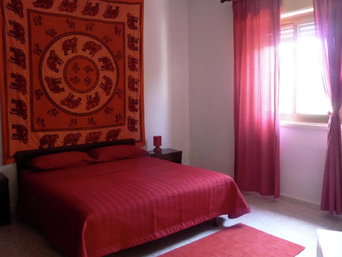 Casa Unifamiliar Con Jard N Privado Villa Agnone Bagni Exteriör bild